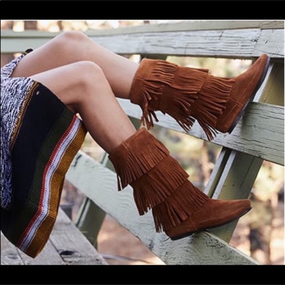 Steve madden , Minnetonka also sold separately - Picture 2 of 6